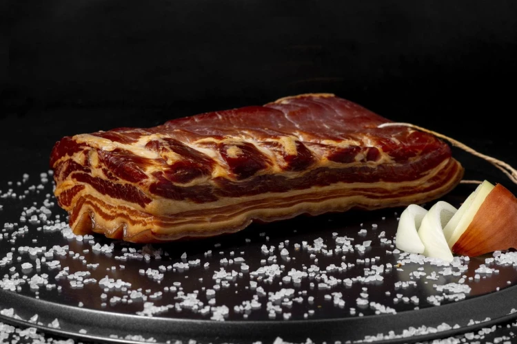 Tradycyjnie wędzony boczek 600g -Füstölt Kolozsvári szalonna