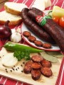 węgierska kiełbasa łagodna paprykowana z koniny