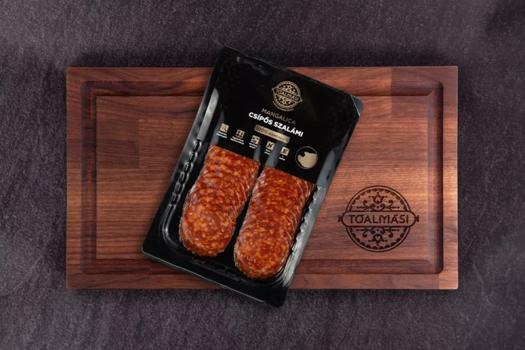 toalmasi-csipos-mangalica-szalami-szeletelt