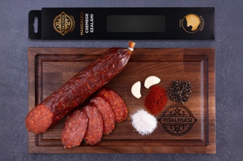 toalmasi-csemege-mangalica-szalami.webp