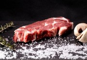 węgierski Surowy karczek z Mangalicy 1kg