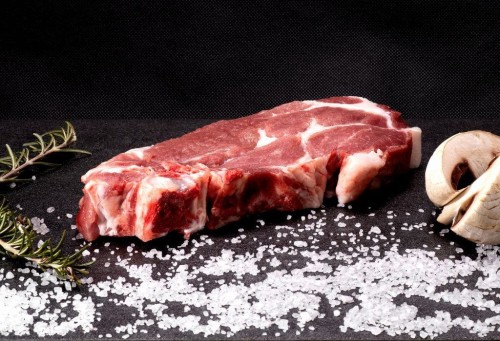 węgierski Surowy karczek z Mangalicy 1kg