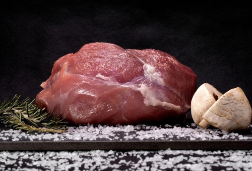 Węgierski udziec z Mangalicy 1kg – świeże mięso