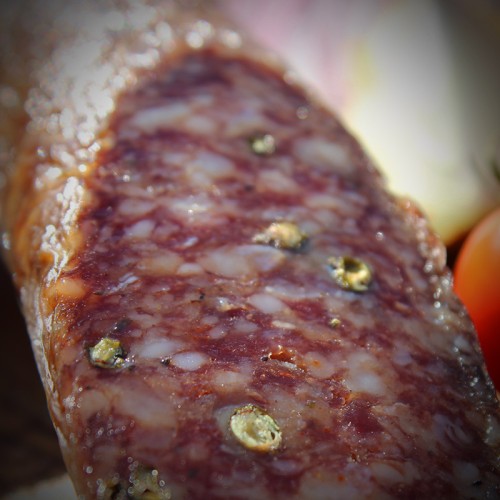 mangalica-vastagkolbasz-zoldborssal-felezett-2.jpg