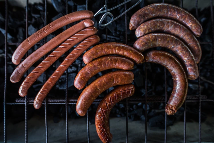wegierska kiełbasa grillowa z mangalicy