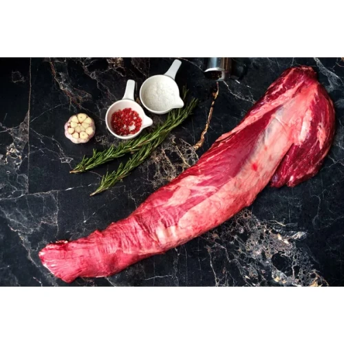 Węgierska surowa polędwica z szarego bydła - Szurkemarha friss belszin 1,5kg