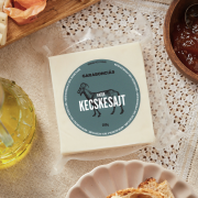 węgierski ser kozi naturalny