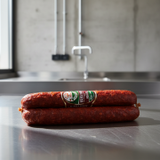 Węgierska-kiełbaska-ekstra-pikantna-250g---Tüzes-páros-kolbász