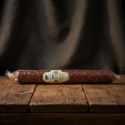 Węgierskie-Salami-pikantne-z-bawoła---Bivaly-csípős-szalámi