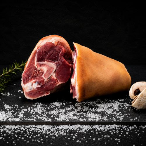 Węgierska golonka tylna z Mangalicy 2kg – świeże mięso