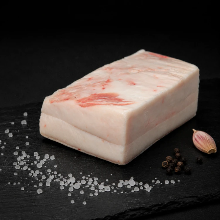Węgierska surowa słonina z Mangalicy 1kg – świeża