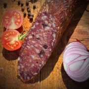 Kiełbasa z Mangalicy z żurawiną 270g | Węgierska Papryka