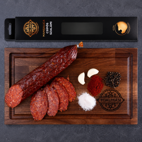 pikantne węgierskie salami z mangalicy w prezentowym opakowaniu