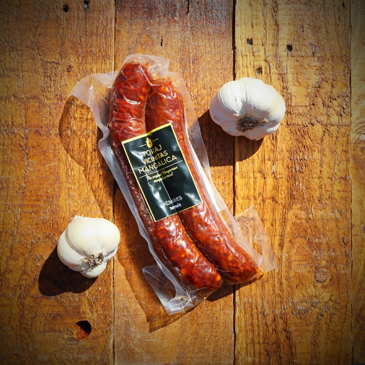 Węgierska kiełbasa czosnkowa z Mangalicy 300g