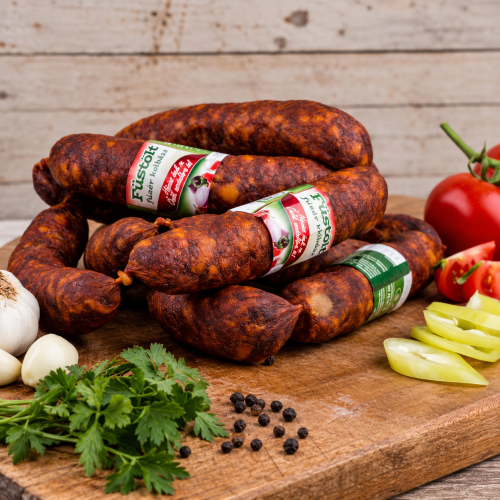 Węgierska kiełbasa krucha pikantna Füstölt füzér kolbász 500 g