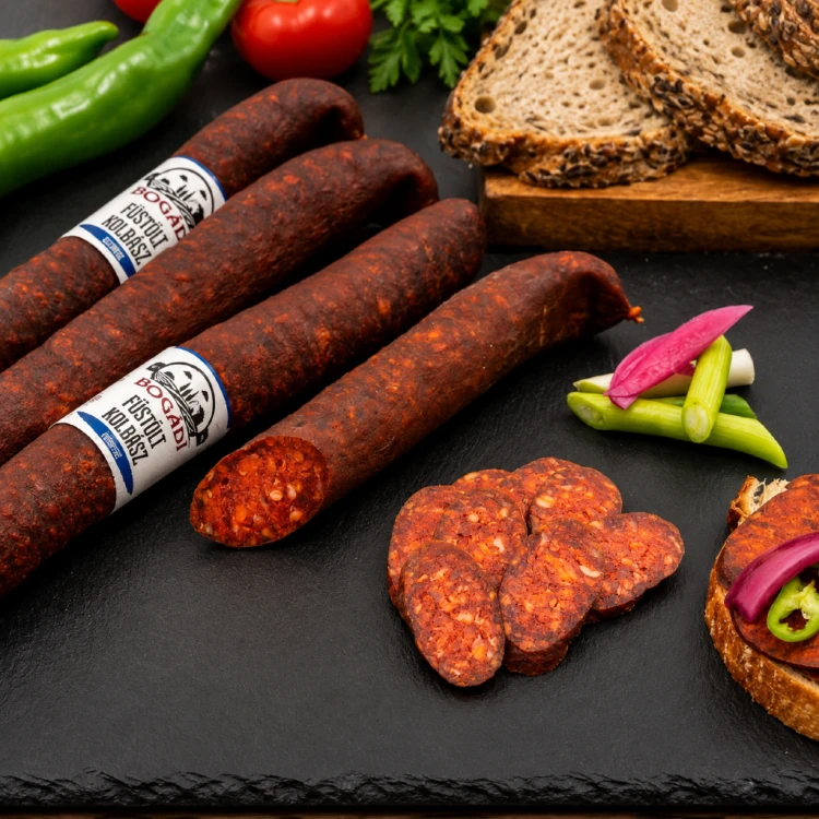 Wędzona węgierska kiełbasa łagodna Füstölt kolbász csemege 350 g