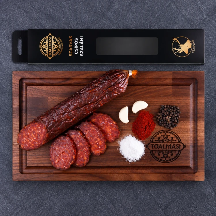 Węgierskie salami z jelenia paprykowe lekko pikantne 450 g – Szilváshús Vadász szalámi